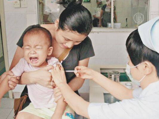 Более 140 млн детей от трех до 11 лет привили от коронавируса в Китае