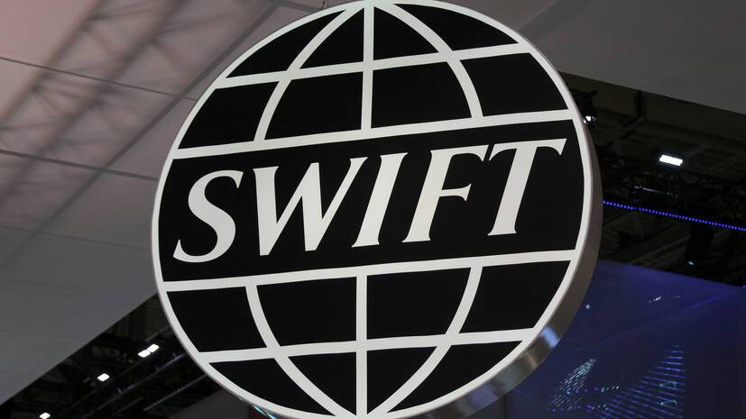 В ЦБ прокомментировали возможность отключения России от системы SWIFT