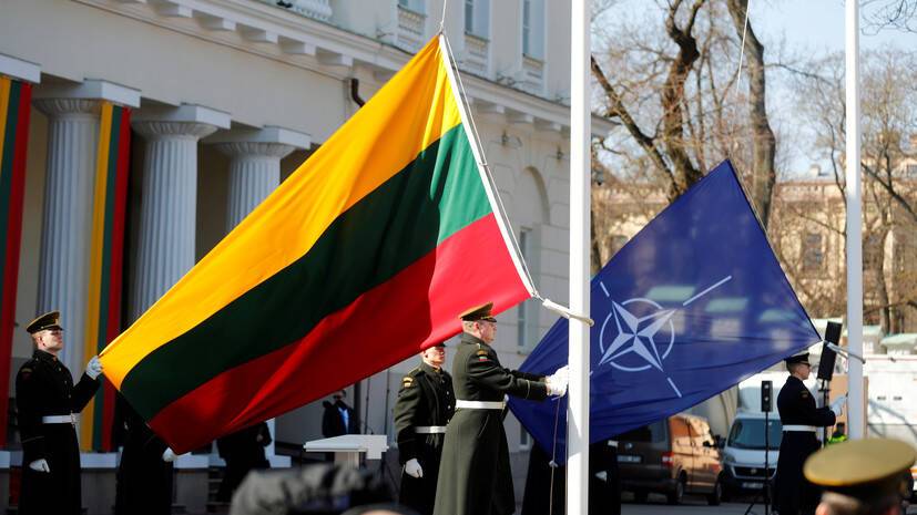 Президент Литвы отметил важность наличия у НАТО алгоритмов действий на любые сценарии