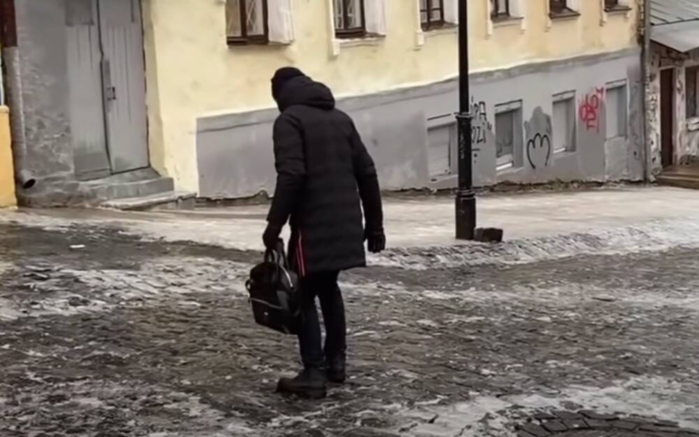 Резкое ухудшение погоды: украинцев предупредили о снегопадах и гололеде