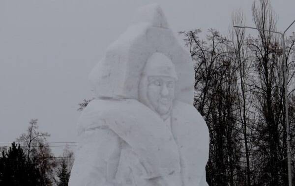 Жители Новосибирской области пожаловались на «страшную» Снегурочку