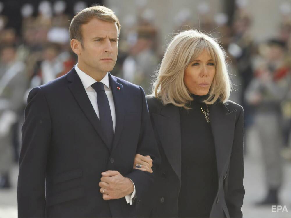 Бриджит Макрон – мужчина? Первая леди Франции будет судиться с распространителями слухов о ней – СМИ
