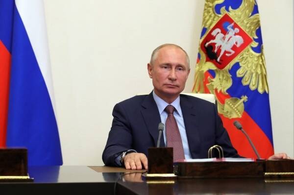 Владимир Путин запретил главам регионов называться президентами
