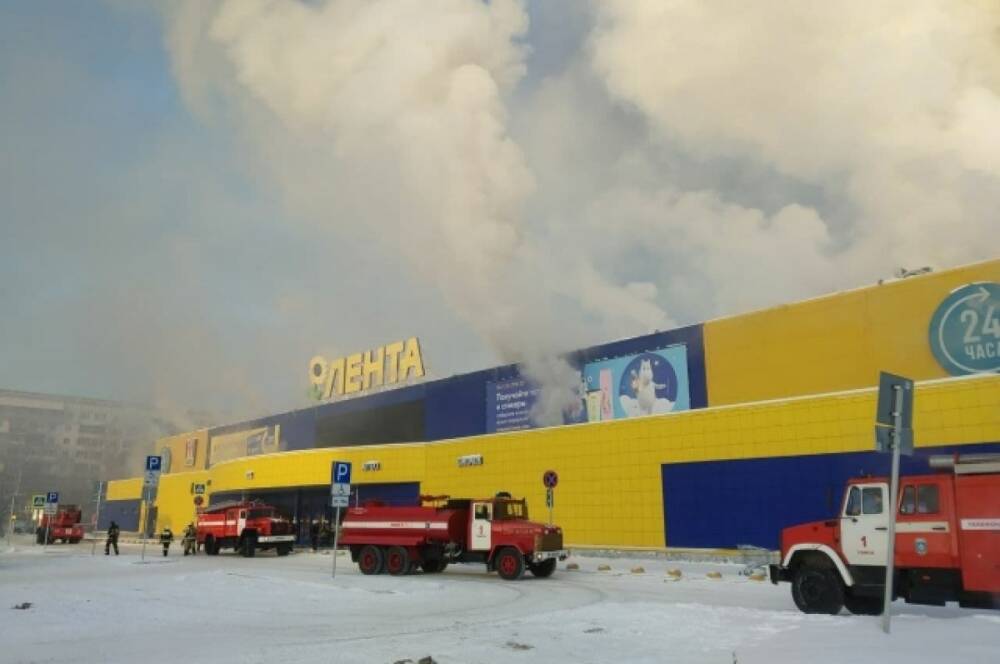 Пожар в гипермаркете «Лента» в Томске полностью ликвидировали