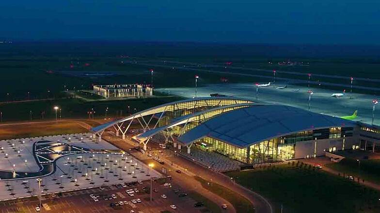 Аэропорт Платов расширил список перелётов на новогодние праздники