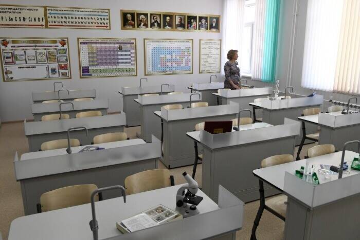 Все псковские школы уйдут на двухнедельные зимние каникулы с 27 декабря