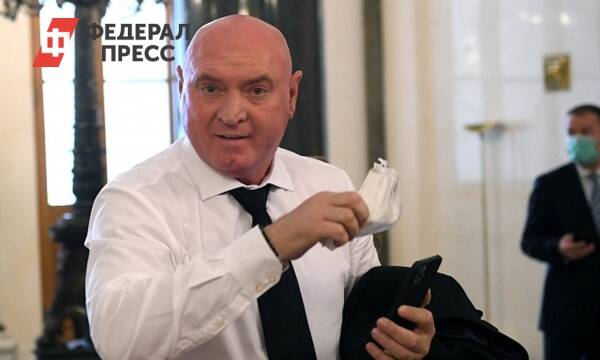 В Красноярске суд изберет меру пресечения вице-спикеру заксобрания