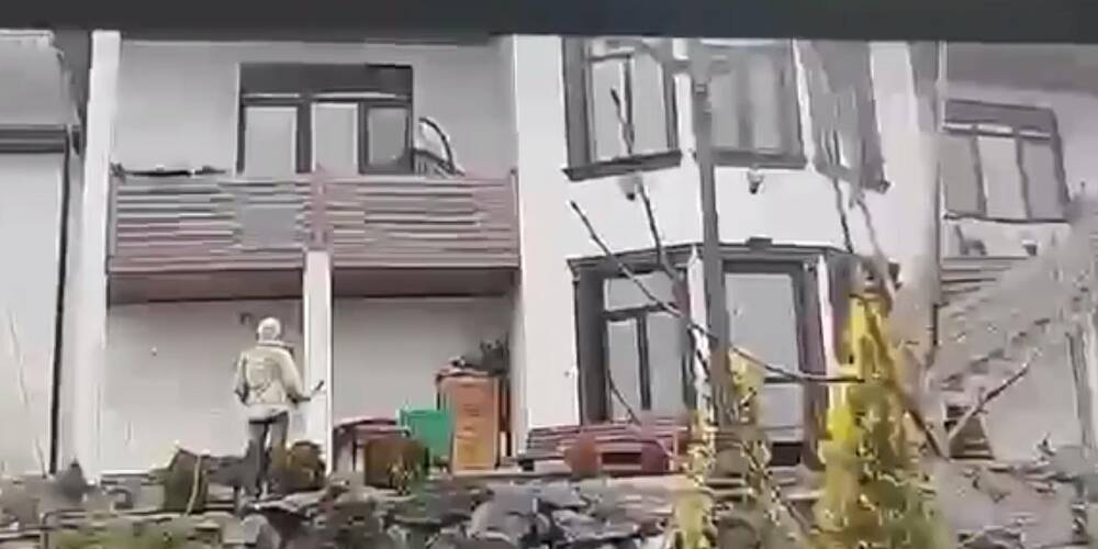 Поклонская опубликовала видео с нападением украинца на ее дом