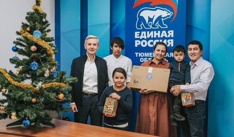 «Единая Россия» подвела итоги работы волонтерских центров в 2021 году