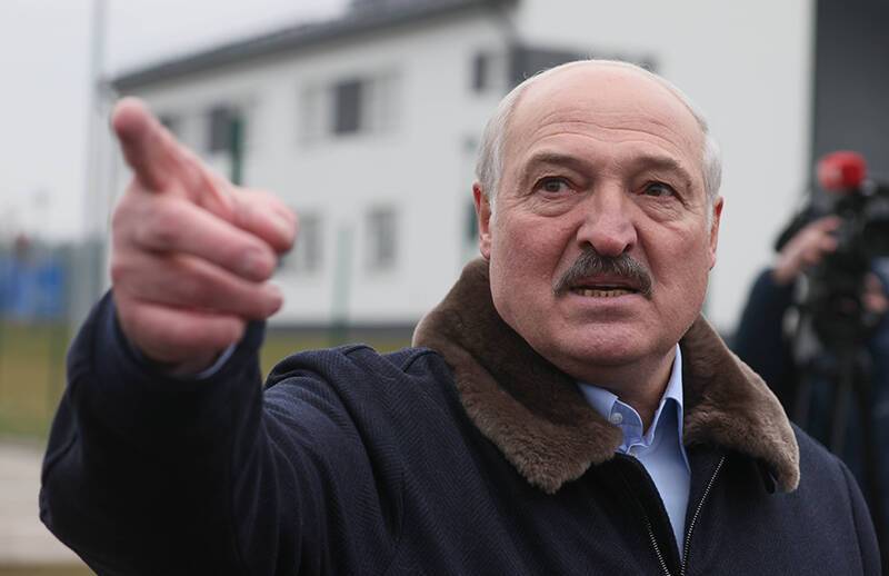 Лукашенко назначил референдум по конституции на февраль