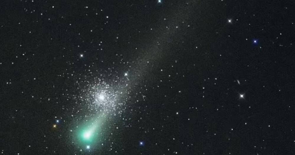 Спутники сняли комету Леонарда, прилетевшую последний раз в Солнечную систему (видео)