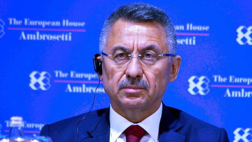 У вице-президента Турции выявили коронавирус