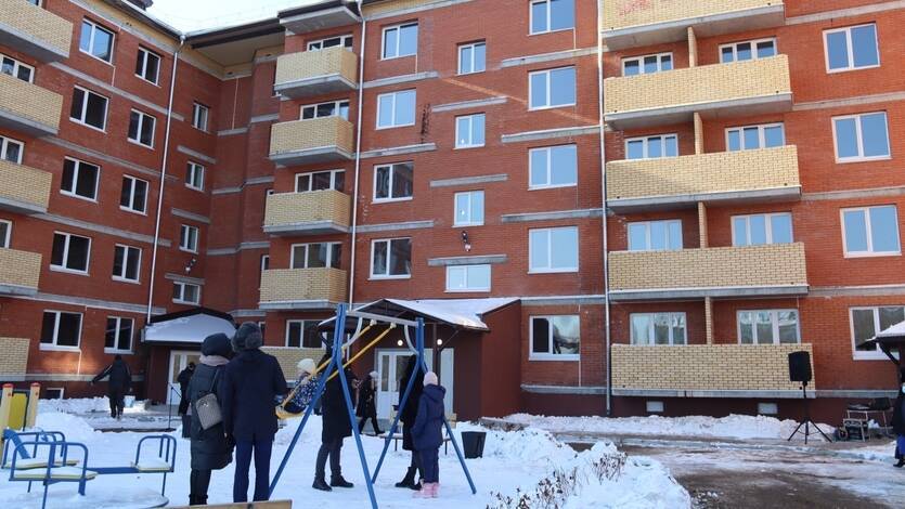 Губернатор Приморья пообещал справиться с "московскими ценами" на жилье за три года