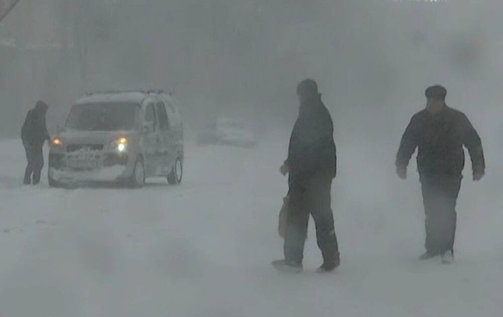 Украину заметет снегом, погода резко изменится: синоптики предупредили об опасности