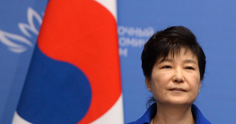 Власти Кореи помилуют осужденного за коррупцию экс-президента