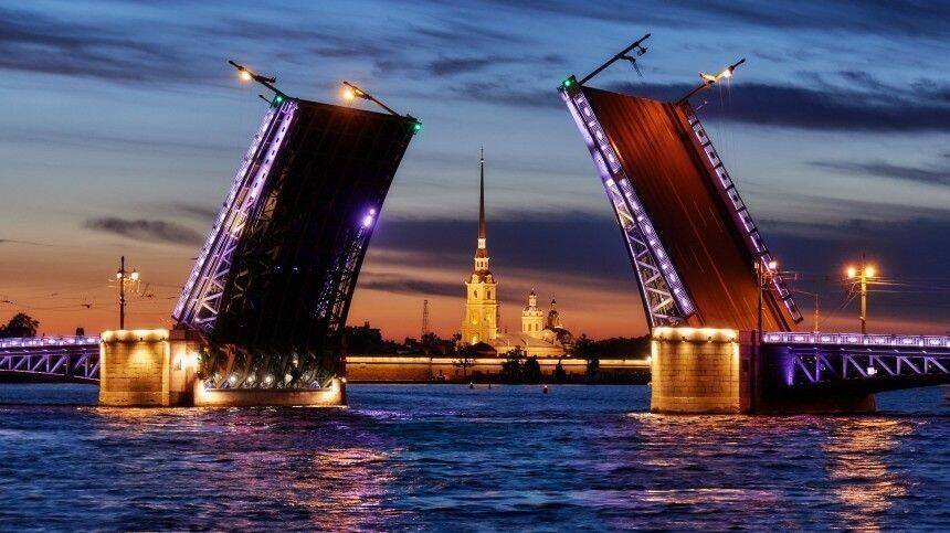 Секреты Дворцового моста: главной достопримечательности Петербурга — 105 лет