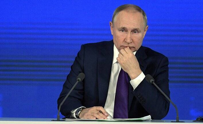 Le Figaro: Путин надеется, что Россия защищена от «трансгендерного мракобесия»