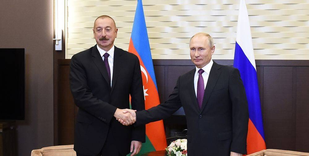 Президент Владимир Путин позвонил Президенту Ильхаму Алиеву