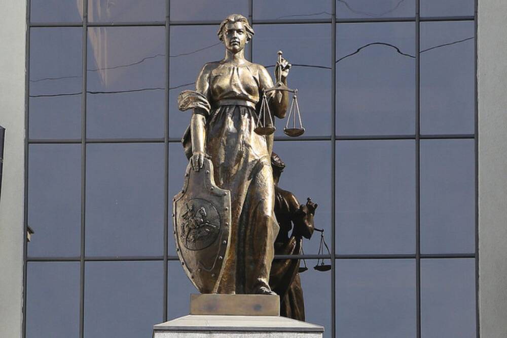 Верховный суд разъяснил, когда гражданина могут удалить из зала суда