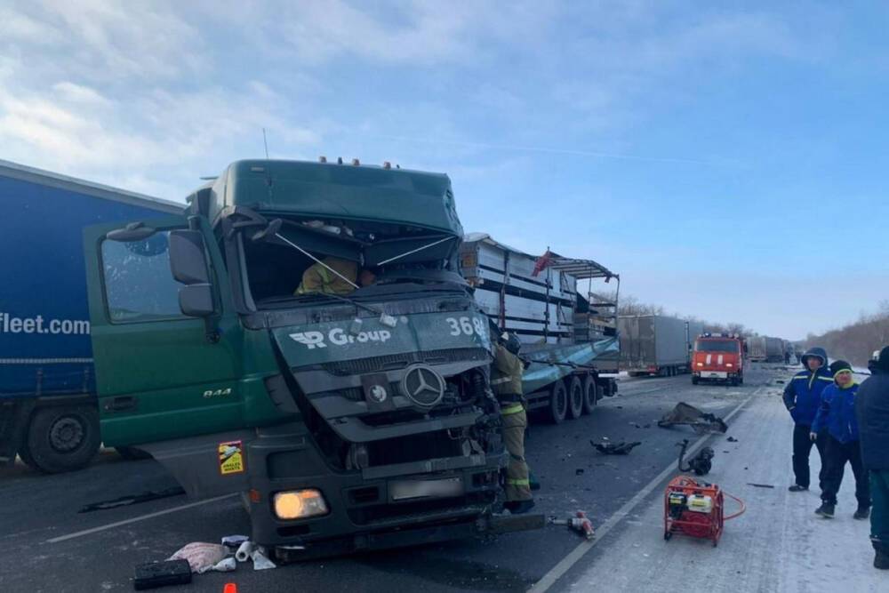 В Шацком районе в ДТП попали три фуры