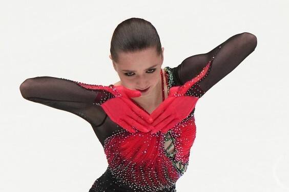 Камила Валиева одержала победу на чемпионате России по фигурному катанию