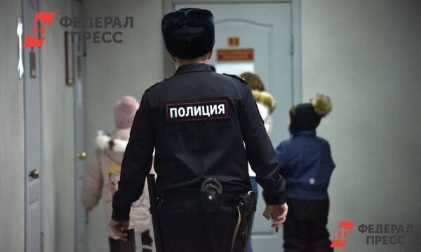 Власти Красноярска проверят школу, ученица которой едва не замерзла на улице