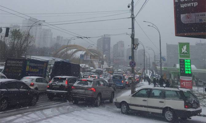 В Украине ожидаются обильные снегопады и вьюга