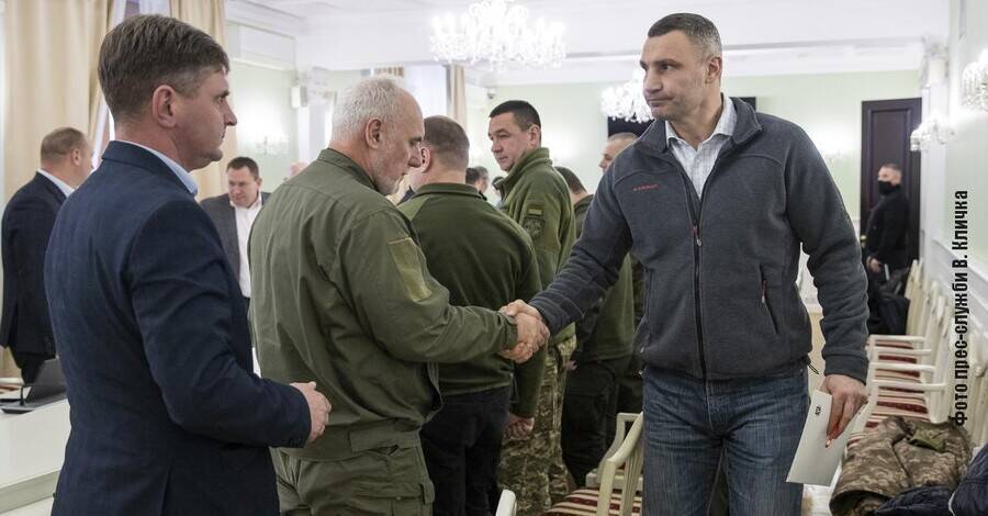 Киев создает штаб территориальной обороны из-за угрозы российского вторжения
