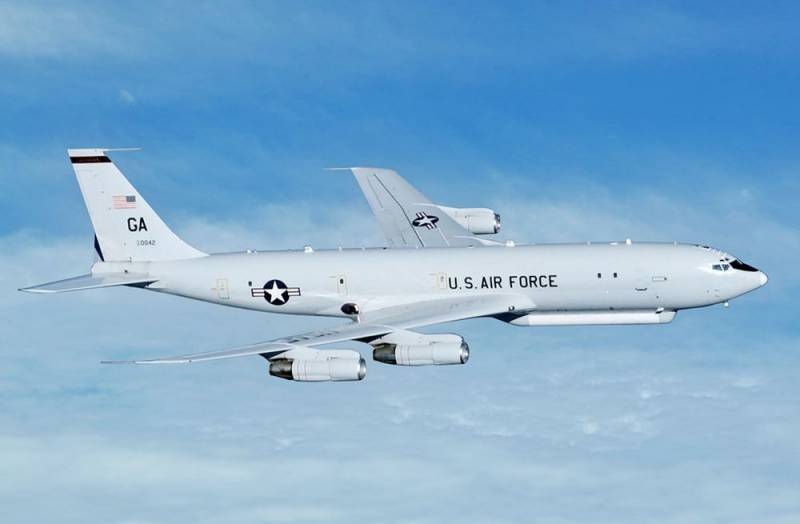 Самолет боевого управления ВВС США установил рекорд приближения к границам РФ