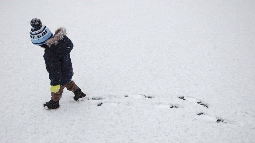 Камеры засняли последние часы жизни погибшего от мороза школьника из Подмосковья