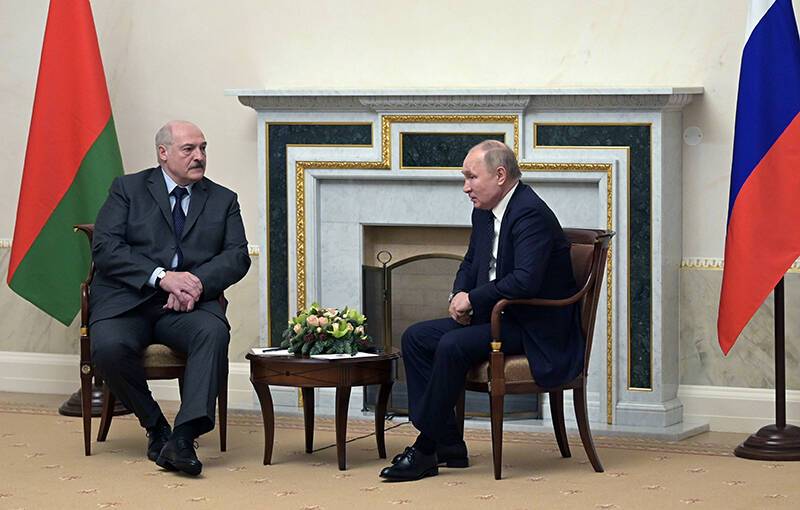 Путин заявил о "шаге вперед" в строительстве Союзного государства