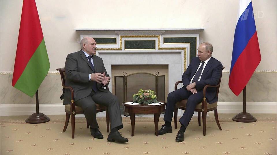 Президенты России и Белоруссии обсудили сотрудничество в сфере обороны и экономики