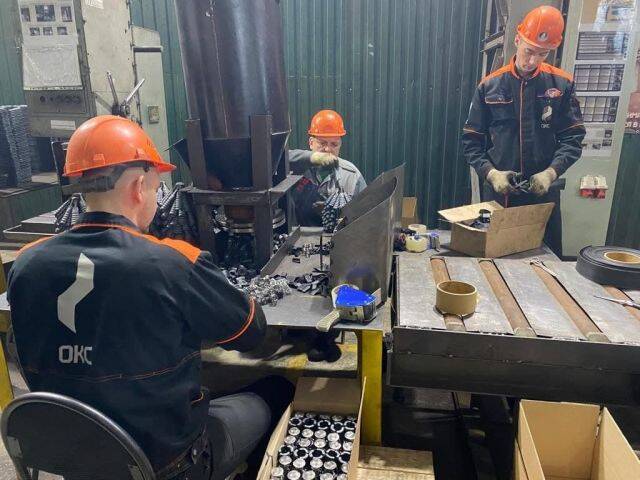 Кузбасский производитель горно-шахтного оборудования повысил зарплаты сотрудникам на 15% благодаря нацпроекту