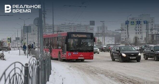 За вчерашний день в транспорте Казани выявили 104 пассажира без QR-кодов
