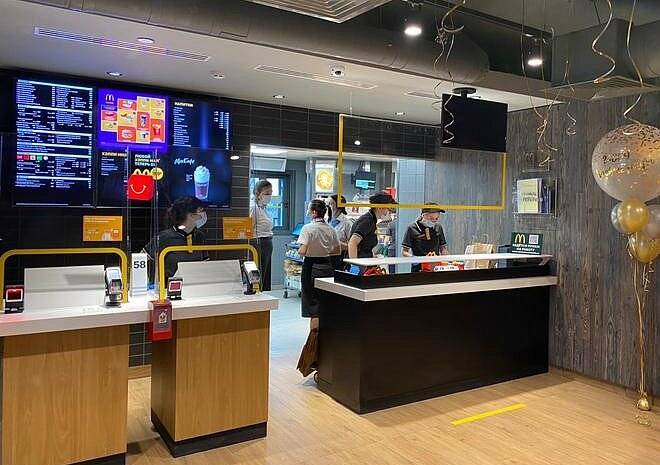 Открытие двухэтажного McDonald’s в центре Рязани не вызвало ажиотажа