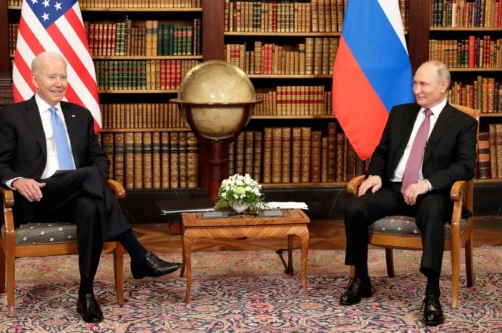 Путин и Байден могут провести переговоры 7 декабря - «Коммерсантъ»