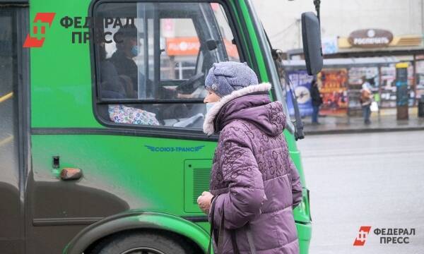 Жители Барнаула негодуют из-за давки в общественном транспорте