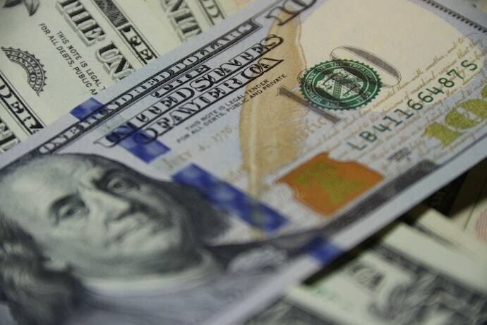Продажа валюты НБУ у этом году пересекла миллиард долларов