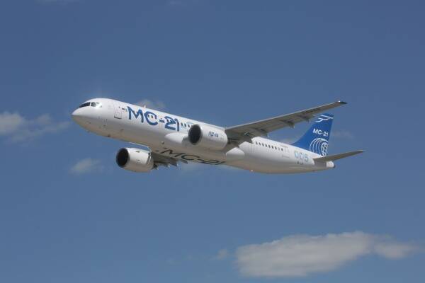Самолет МС-21 будут поставлять эксплуатантам в третьем квартале 2022 года