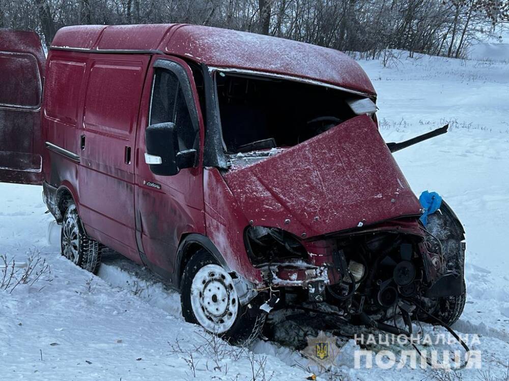 В Харьковской области поезд протаранил «Газель» на переезде, водитель погиб