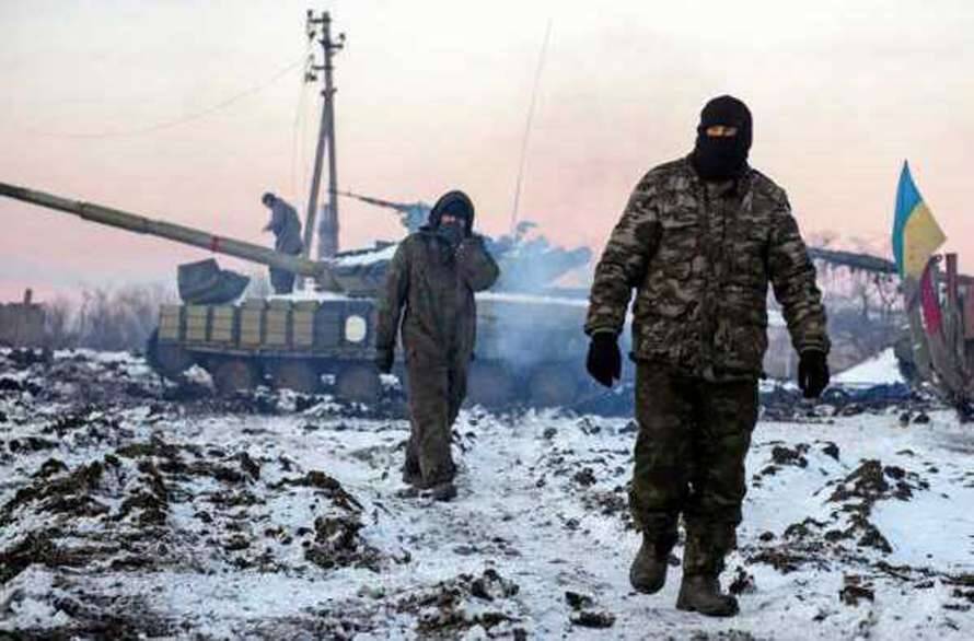 На Донбассе боевики продолжают обстреливать украинских военных
