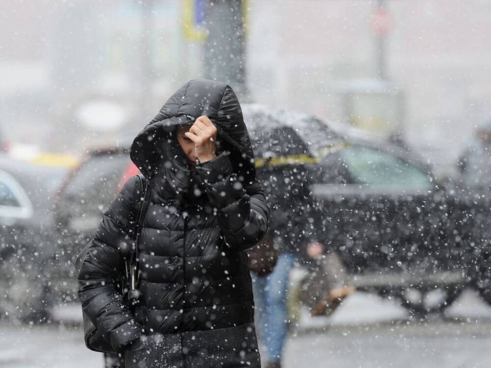 Синоптики объявили штормовое предупреждение на первый день года