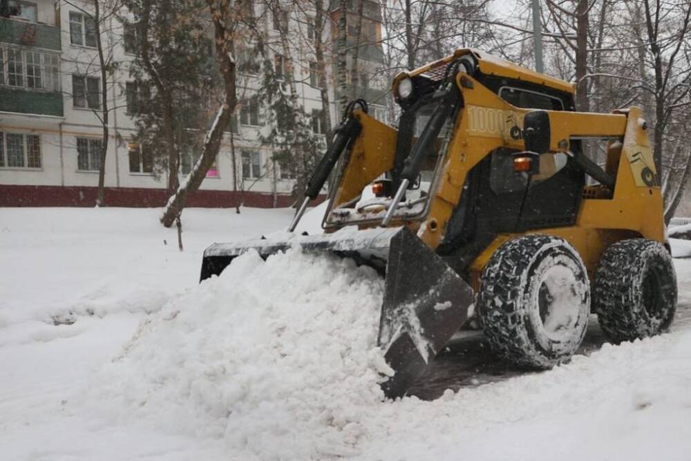 В Москве перед Новым годом начался сильный снегопад
