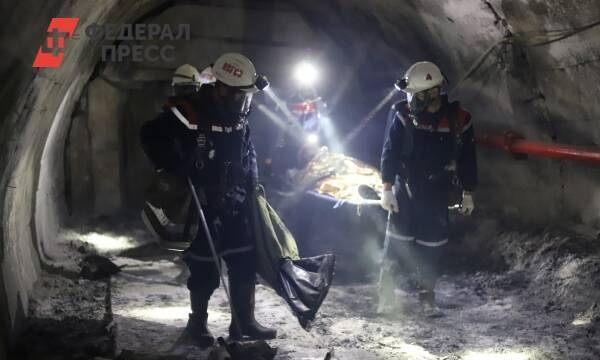Спасатели подняли на поверхность тела еще двоих погибших в кузбасской шахте