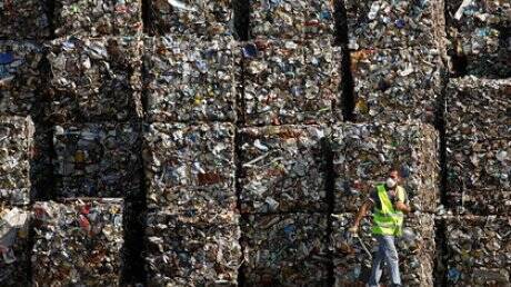 Пользу переработки мусора для спасения планеты поставили под сомнение