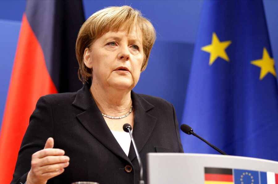 «Вакцинируйтесь!»: в ходе последнего обращения к гражданам ФРГ Меркель призвала прививаться