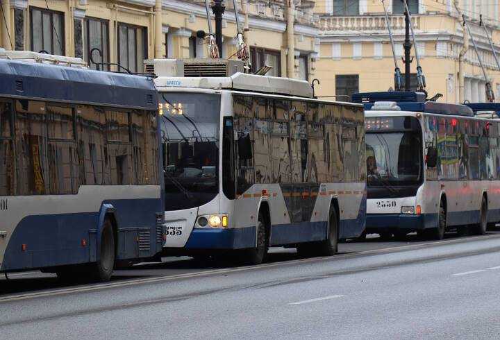 В Петербурге изменили маршруты троллейбусов из-за повреждения контактной сети