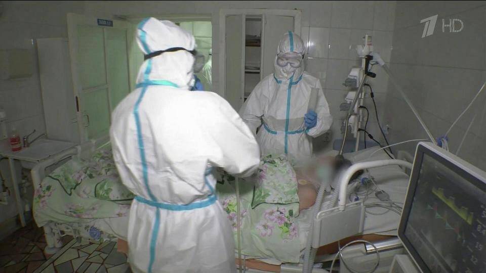 В России за последние сутки выявлено 32 602 новых случая коронавируса