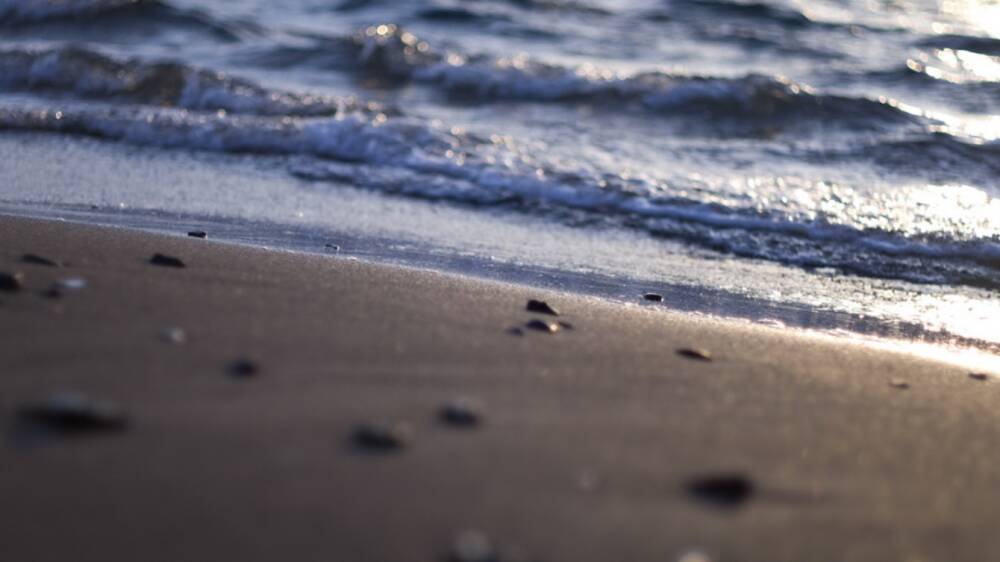 Отголоски Везувия: В Италии на пляже нашли скелет, которому 2000 лет