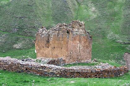 В Северной Осетии обустроят тропу к древнему высокогорному храму